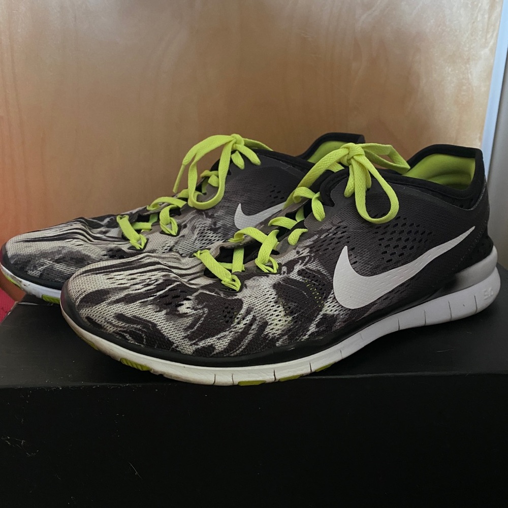 NIKE running shoes
